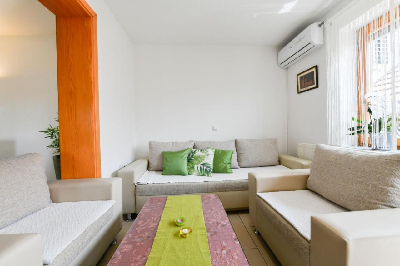 House Matijevic Simic Hotel กราโบวาซ ภายนอก รูปภาพ