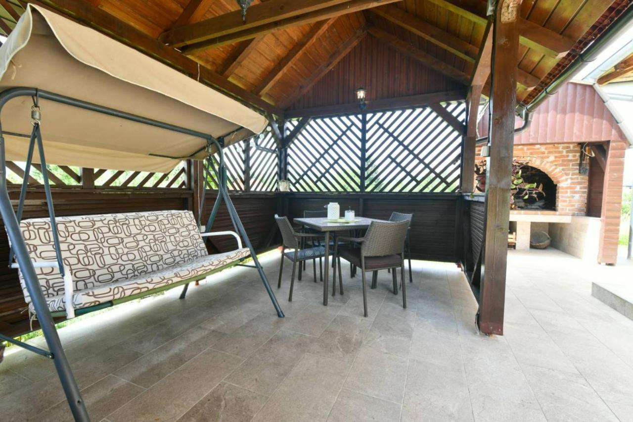 House Matijevic Simic Hotel กราโบวาซ ภายนอก รูปภาพ